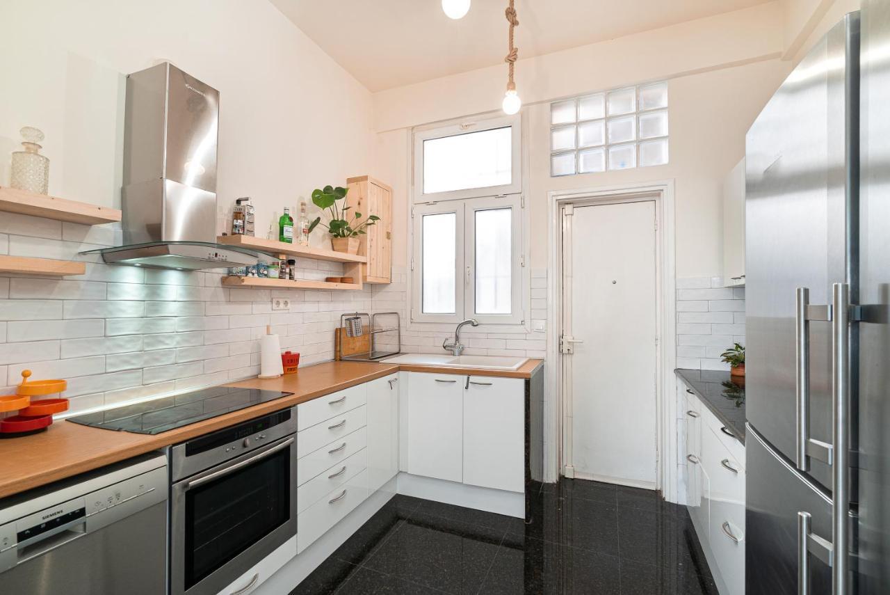 Spacious & Artistic Retro 2Bd Apt With Sauna Aten Exteriör bild